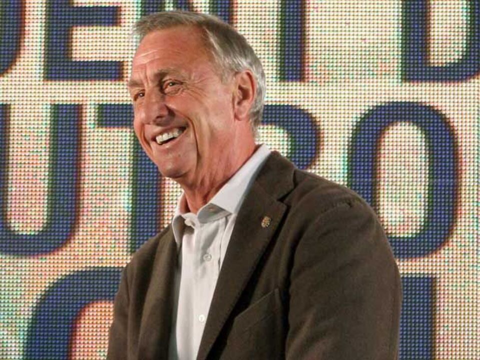Cruyff: «Mourinho não é um treinador de futebol»