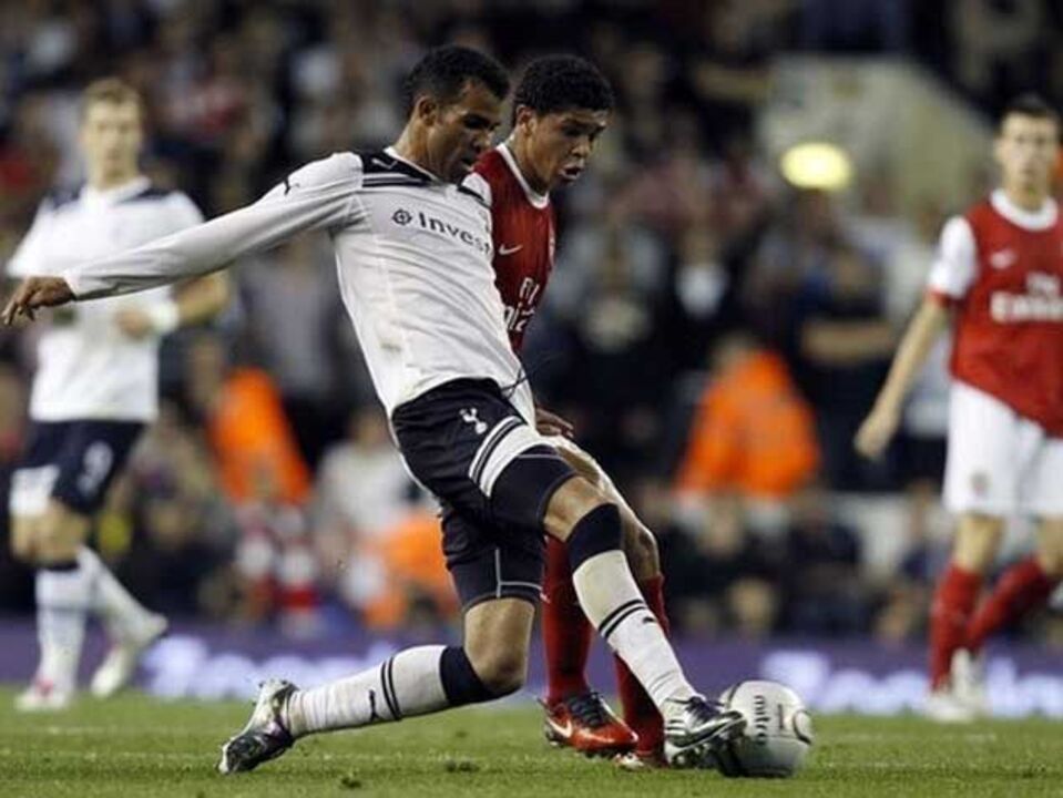 Gunners favoritos em White Hart Lane