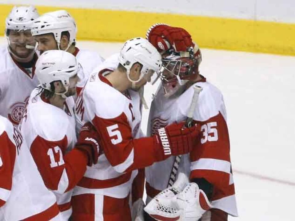 NHL: Red Wings superam Coyotes