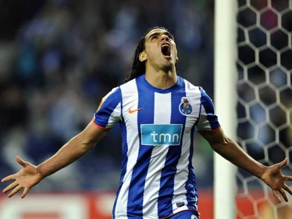 Póquer de Falcão imita Manfredini em 1961 