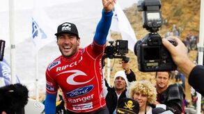 Surf: Joel Parkinson vence em Bells Beach