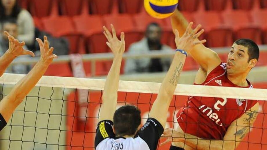 Benfica cilindra Sp. Espinho