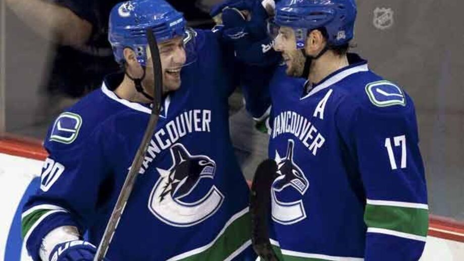 NHL: Vancouver Canucks de regresso às vitórias