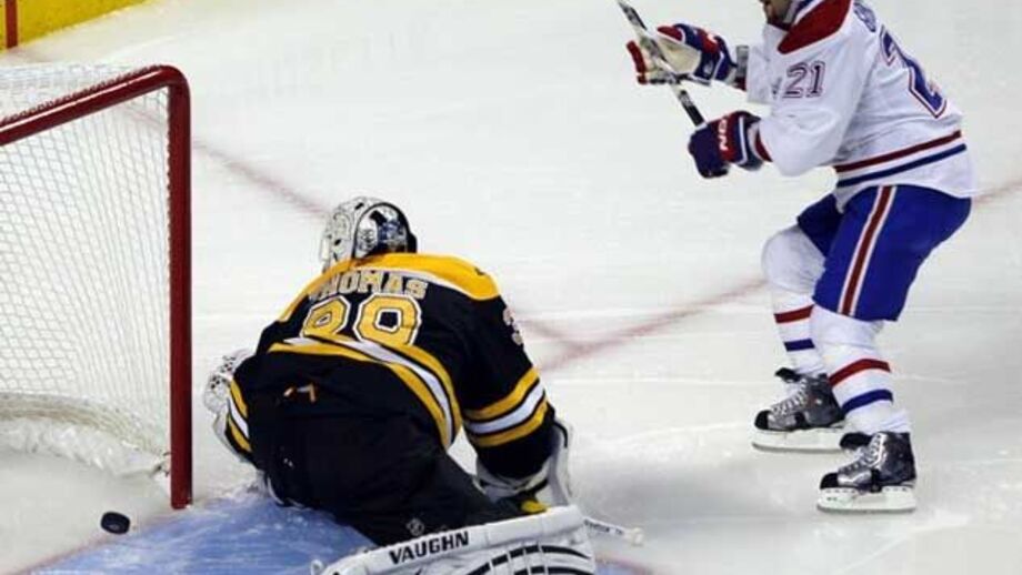NHL: Bruins arrancam playoff com derrota