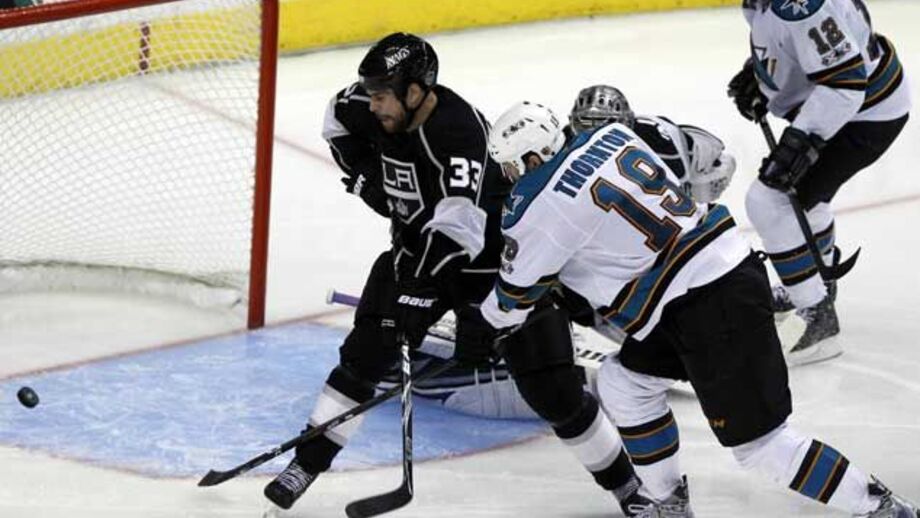 NHL: "Jumbo Joe" apura Sharks para a ronda seguinte