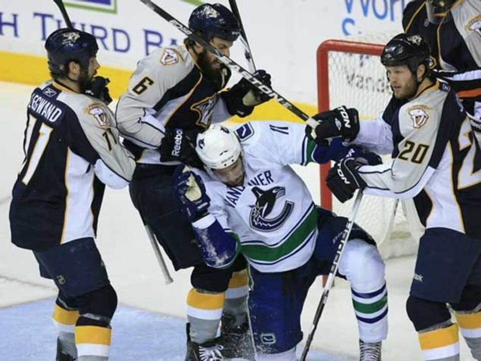 NHL: Canucks de regresso às finais