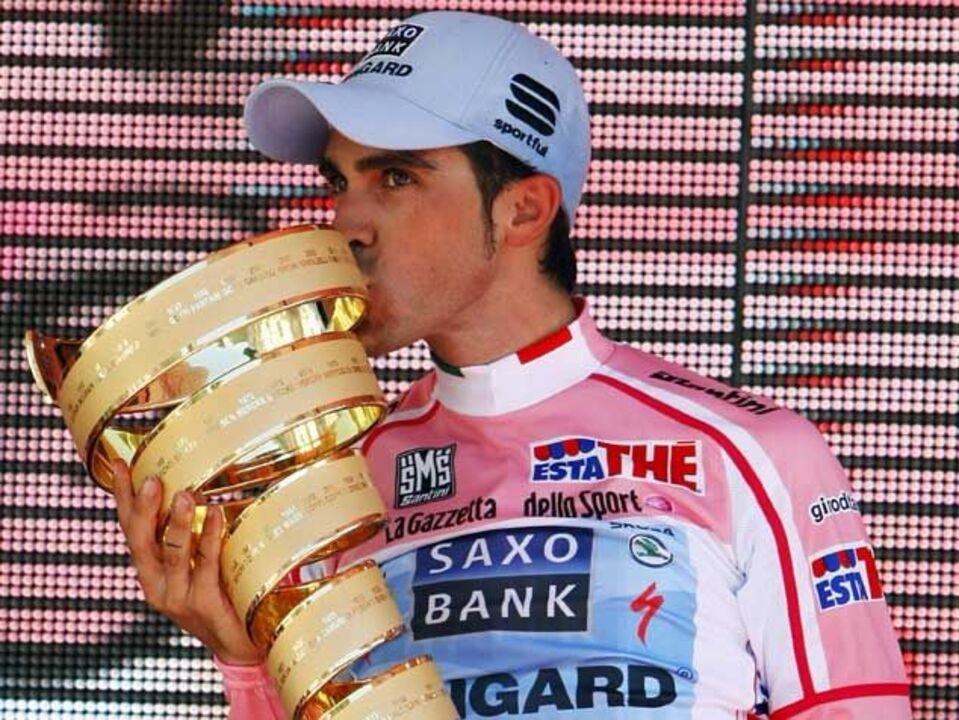 Contador festeja 2.º triunfo