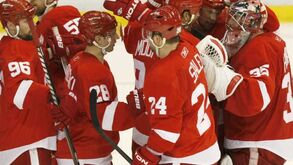 NHL: Red Wings forçam "negra"