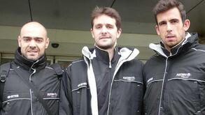 Trio de portugueses brilha em França