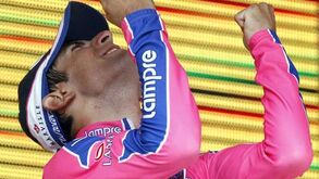 Ulissi vence em final atribulado