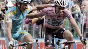 Contador: «Não dei nada ao Tiralongo...»