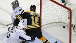 NHL: Bruins na final da Stanley Cup