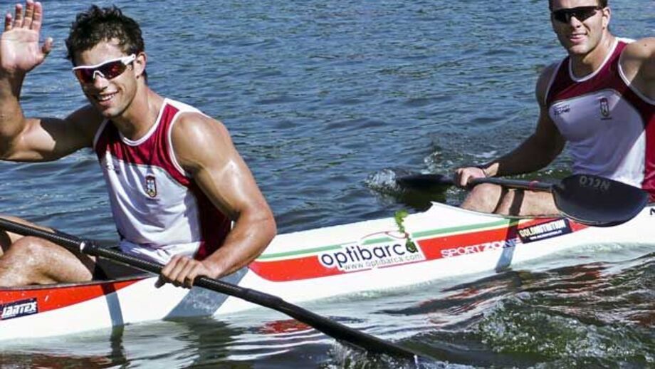 Canoagem: Portugal arranca com dois ouros e uma prata 