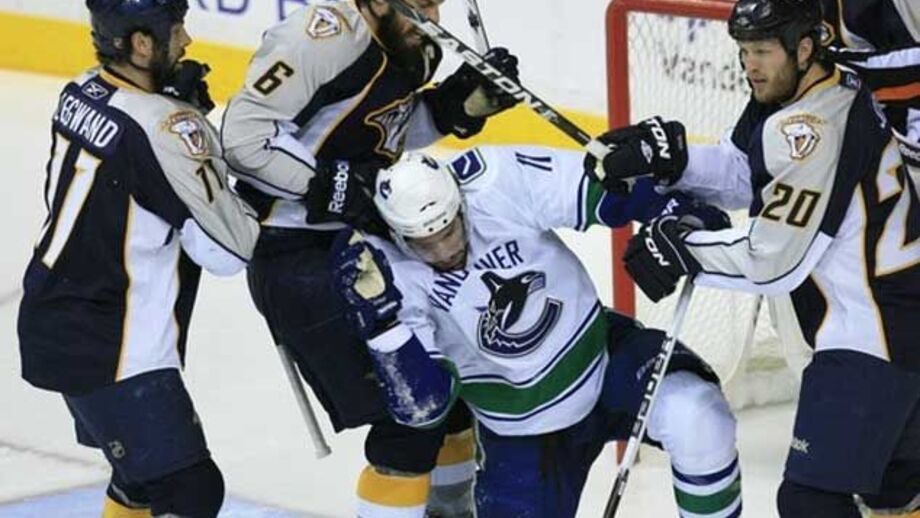 NHL: Canucks de regresso às finais