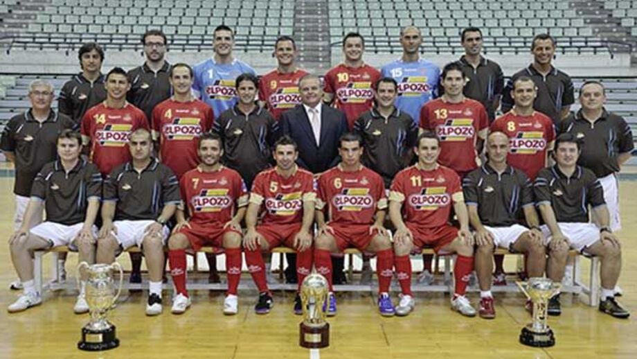 El Pozo Murci recorda vítimas do terramoto