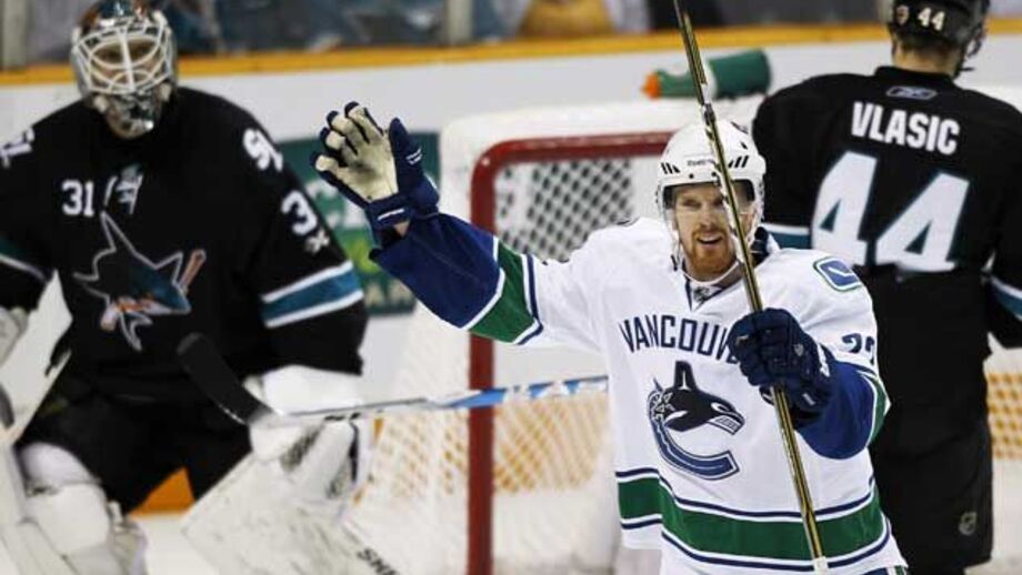 NHL: Canucks mais perto da final da Stanley Cup