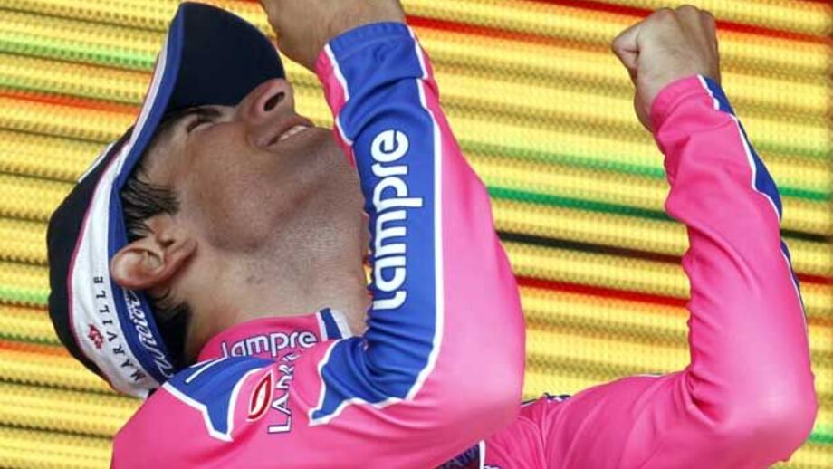 Ulissi vence em final atribulado