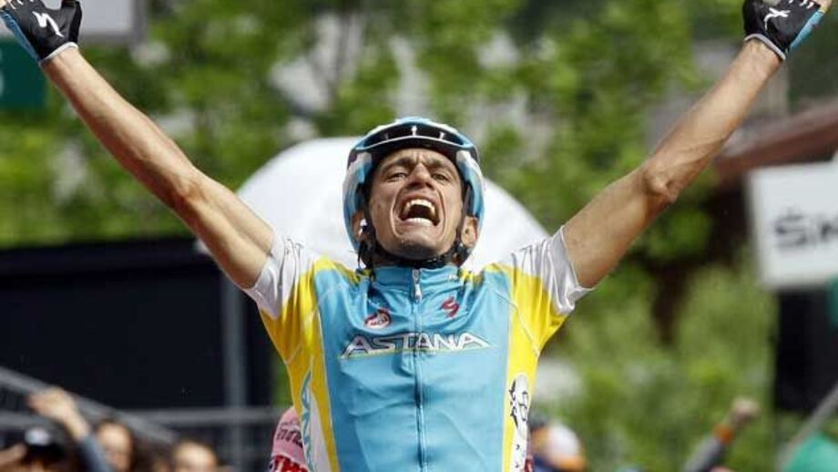 Contador oferece vitória a Tiralongo