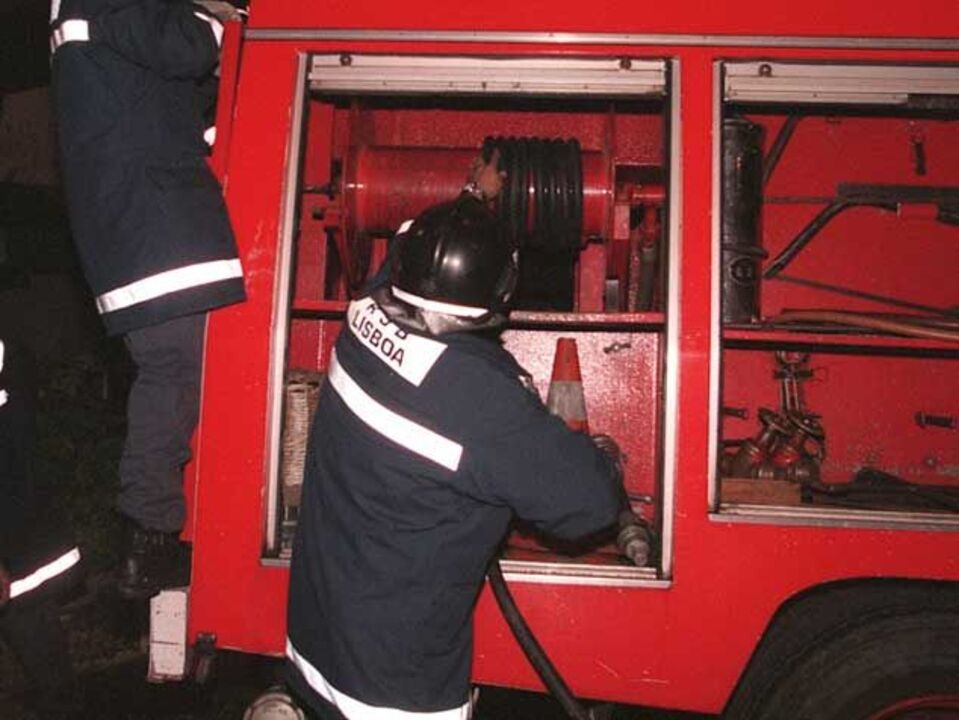 Bombeiros feridos em acidente