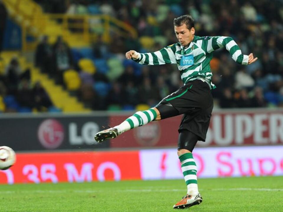 Grémio e Vasco cobiçam Polga