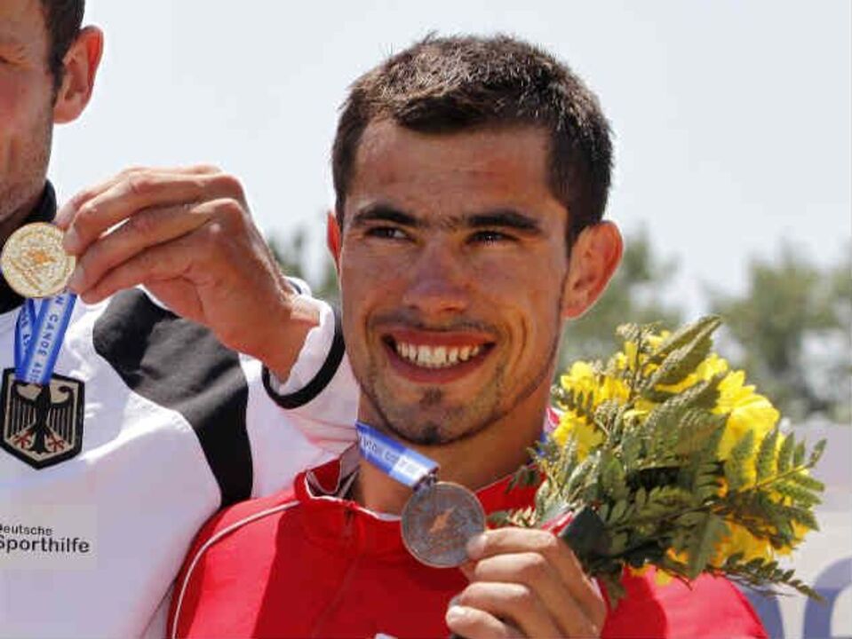 Canoagem: Fernando Pimenta bronze em K1 1.000