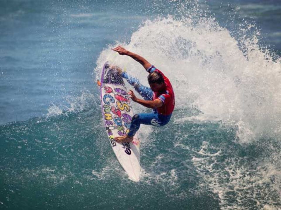 Surf: Julian Wilson conquista Quiksilver Pro