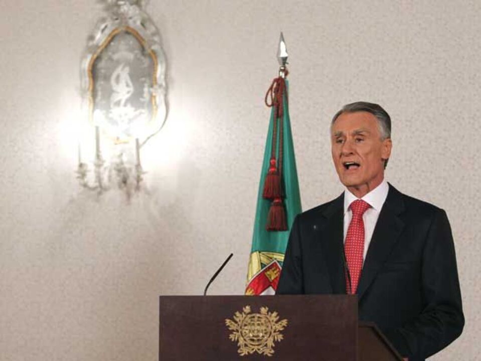 Canoagem: Cavaco Silva felicita medalhados