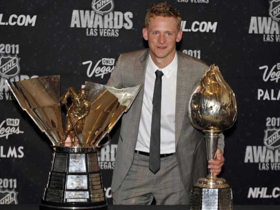 NHL: Corey Perry conquista prémio de MVP
