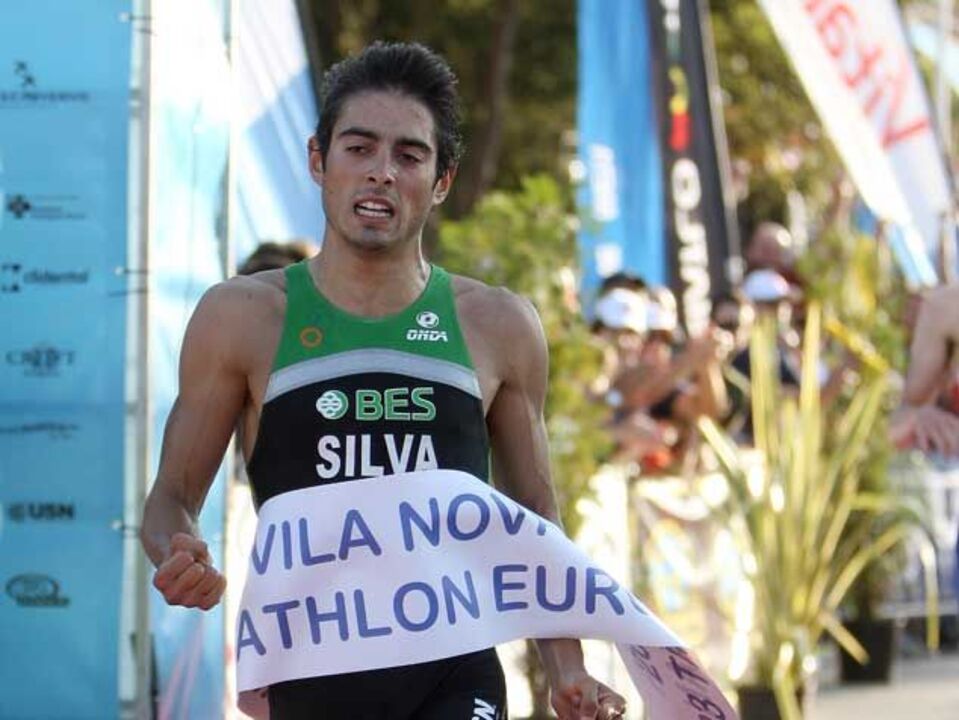 Silva rende Vanessa no ataque às medalhas