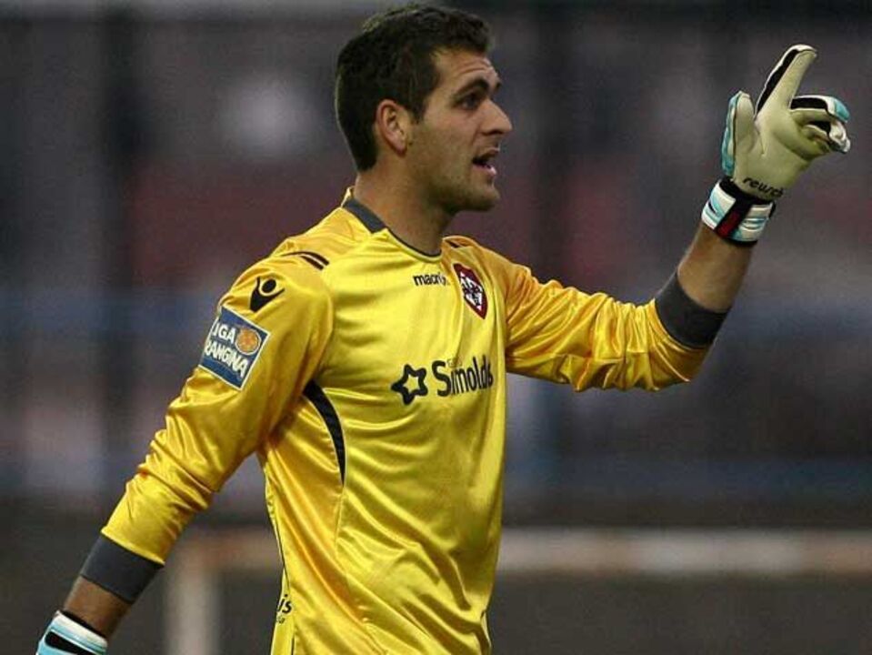 Bruno Vale renova por duas épocas