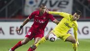 Leões contratam Oguchi Onyewu