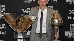 NHL: Corey Perry conquista prémio de MVP