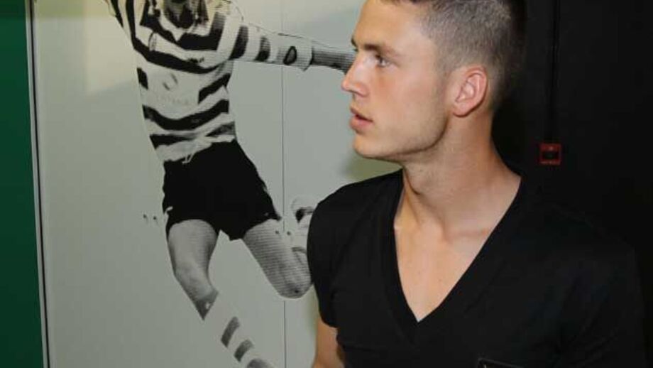 Sporting contrata Van Wolfswinkel