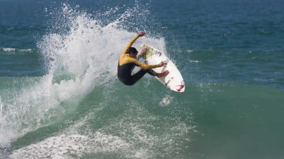 Surf: Vasco Ribeiro despede-se de Ribeira D’Ilhas