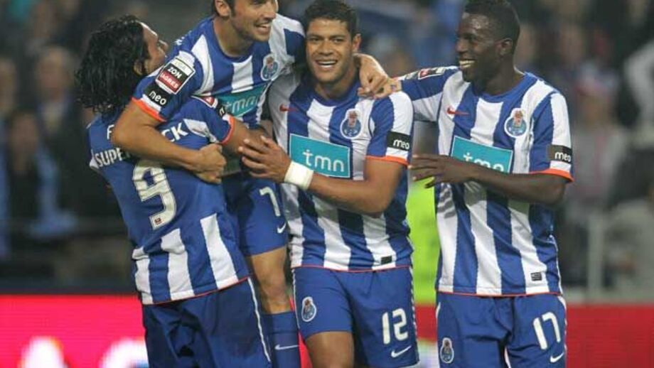 Saída de Villas-Boas não abala favoritismo dos dragões