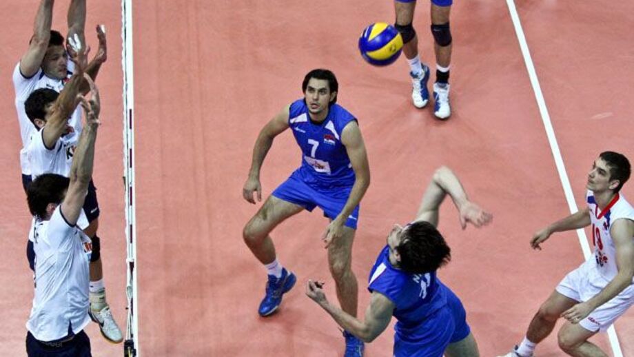 Liga Mundial: Sérvia vence Argentina