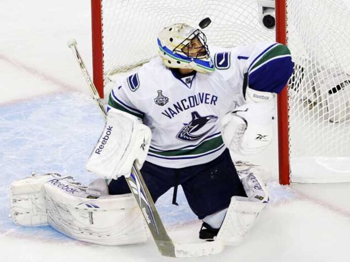 NHL: Roberto Luongo debaixo de fogo