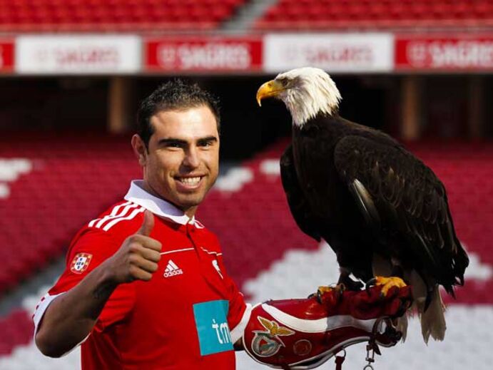 Bruno César: «Se o Benfica contratar Danilo faz bem»