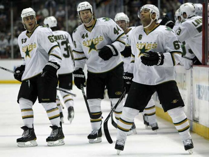 NHL: Mike Ribeiro tem novo treinador