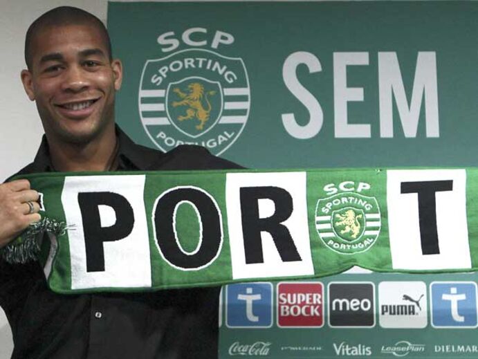 Leões contratam Oguchi Onyewu