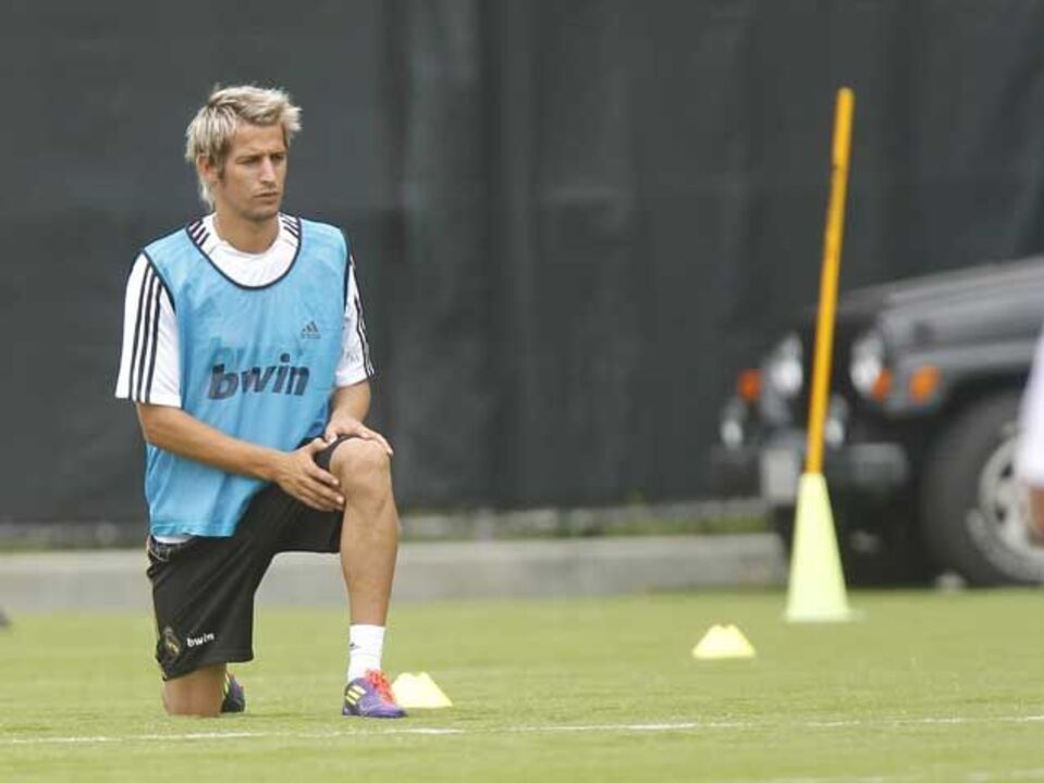 Coentrão favorito para ganhar titularidade em Madrid