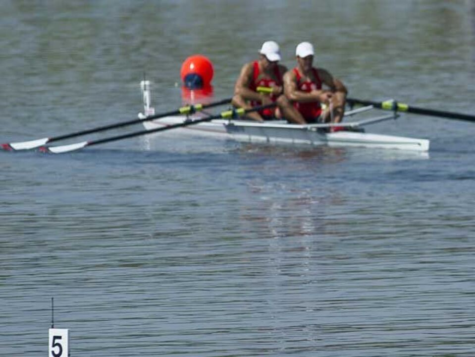 Remo: Portugal nas meias-finais de LM2x 