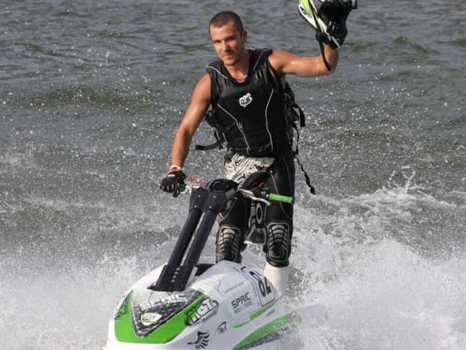 Jet Ski: Campeão mundial em Mirandela