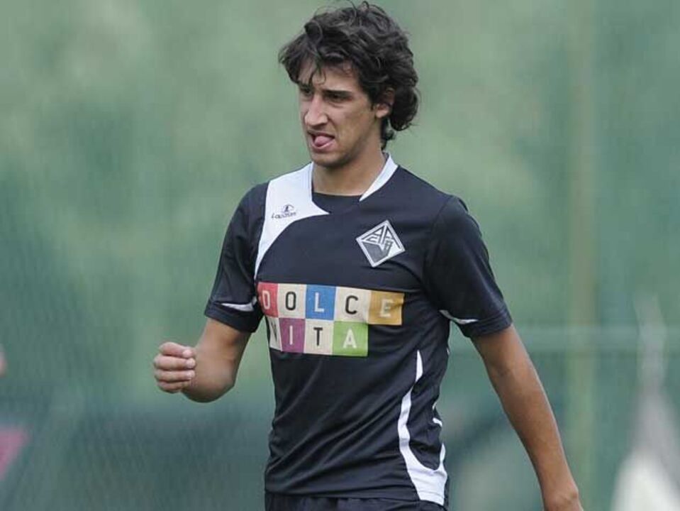 Paulo Grilo emprestado ao Santa Clara