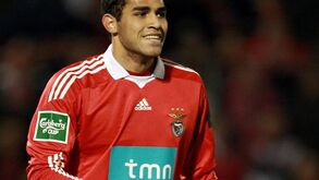 Santos tenta empréstimo de Alan Kardec