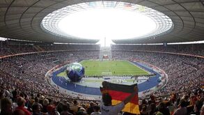 Estádio cheio em Berlim para receber Real Madrid