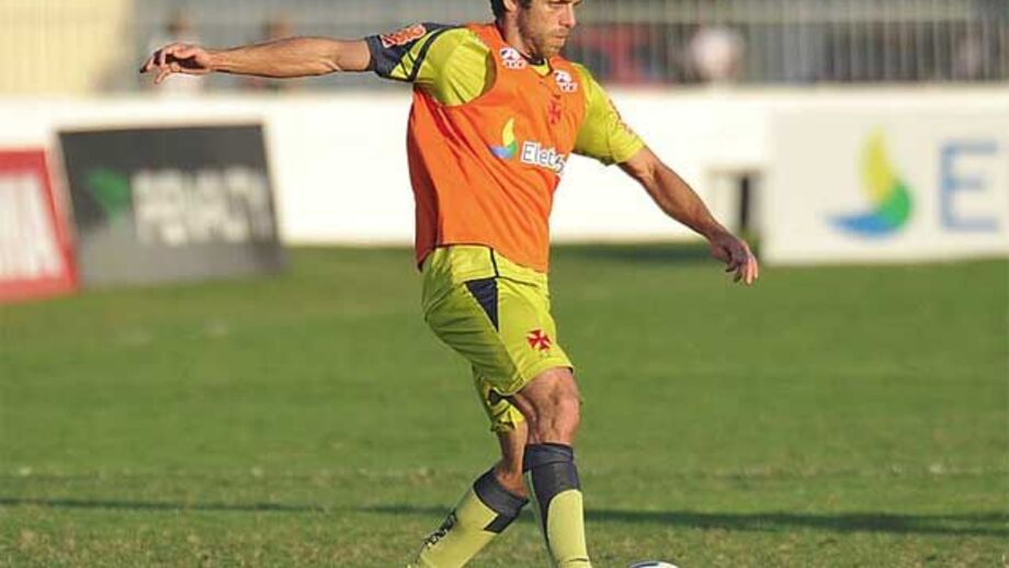 Juninho deve estrear-se diante do Corinthians