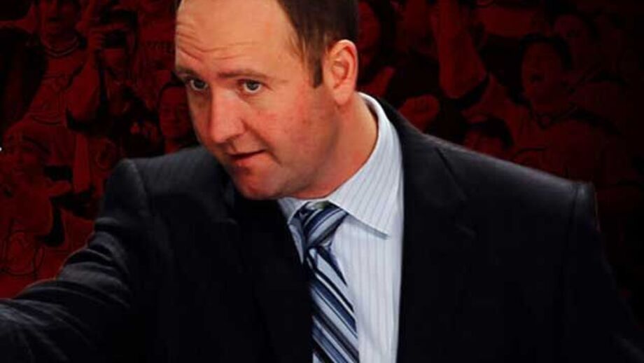 NHL: Peter DeBoer é o novo treinador dos Devils