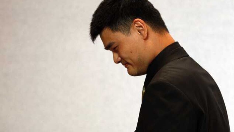 Yao Ming anuncia fim da carreira