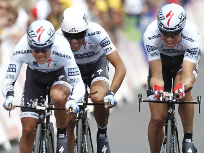 Garmin vence crono e Hushovd veste amarela